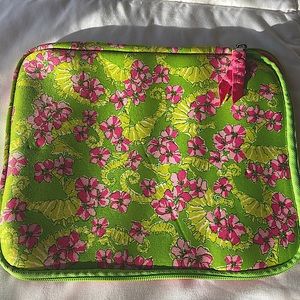 Lilly Pulitzer iPad  10/other Tablet Sleeve Carrier